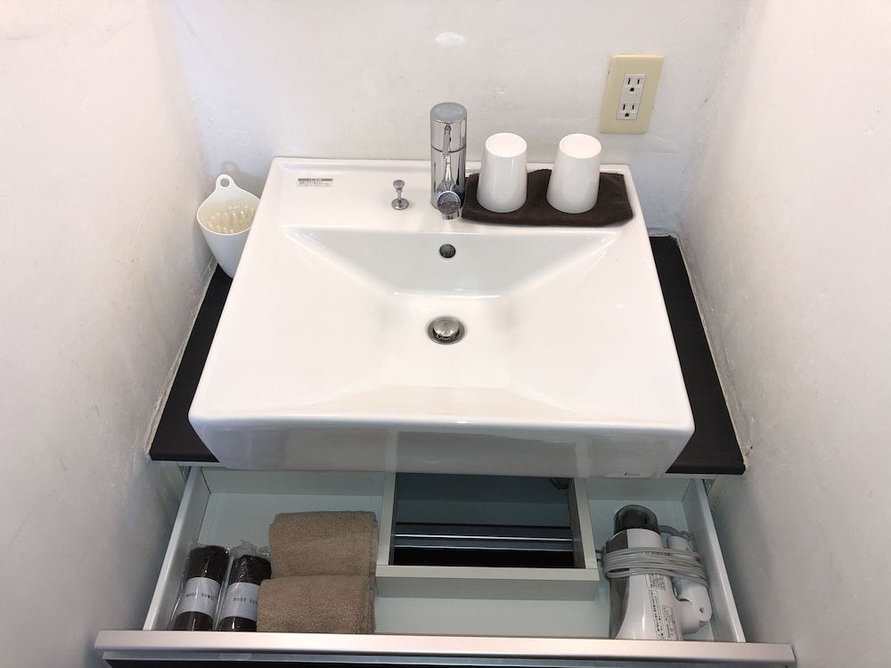 スタンダード ツインルーム バスルーム4 | ハートロックヴィレッジ