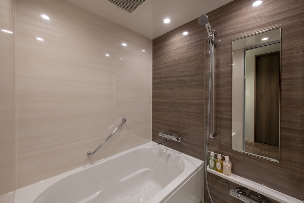 スーペリア ツインルーム 禁煙 バスルーム0 | ホテルグランバッハ仙台