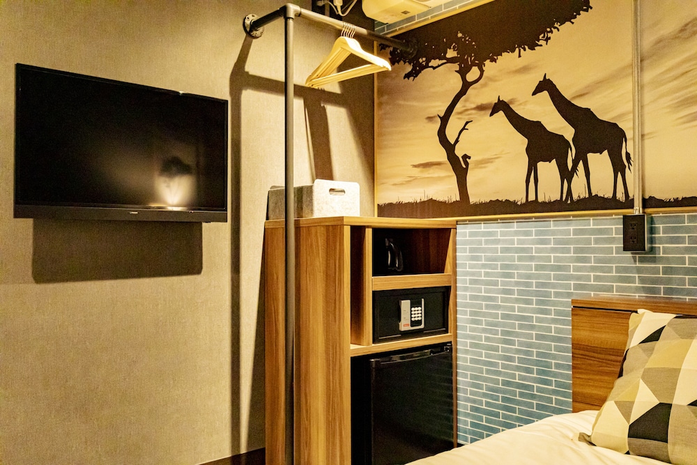 ダブルルーム (K) 客室2 | Under Railway Hotel Akihabara