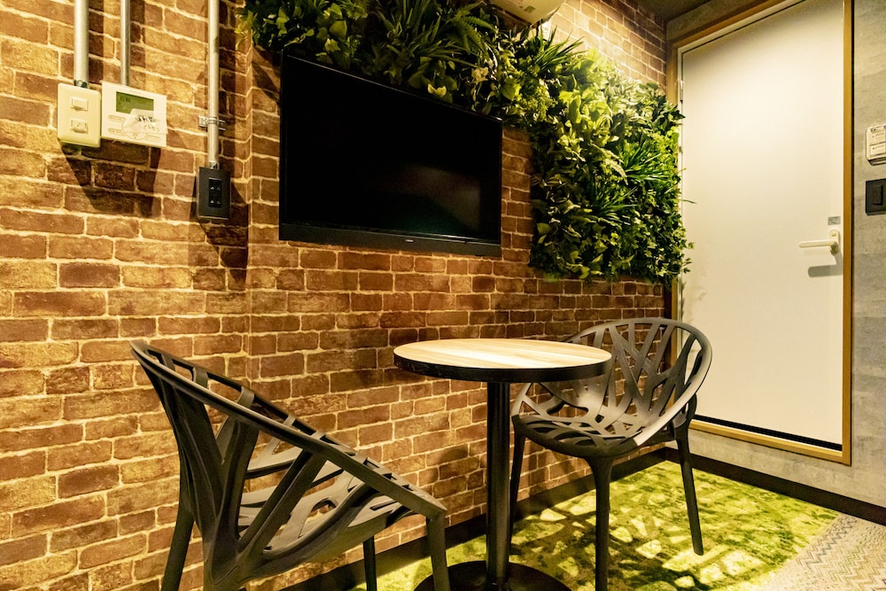 ダブルルーム (B) 客室3 | Under Railway Hotel Akihabara