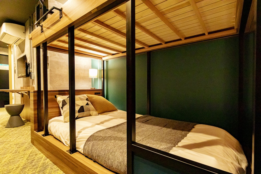 ダブルルーム (A) 客室3 | Under Railway Hotel Akihabara