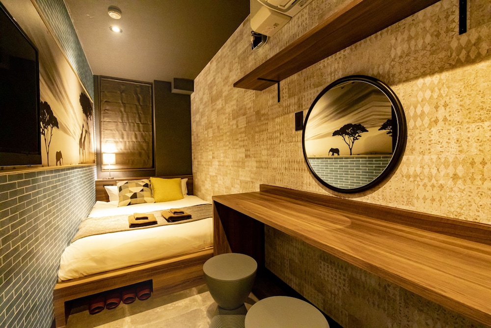 ダブルルーム (D) | Under Railway Hotel Akihabara