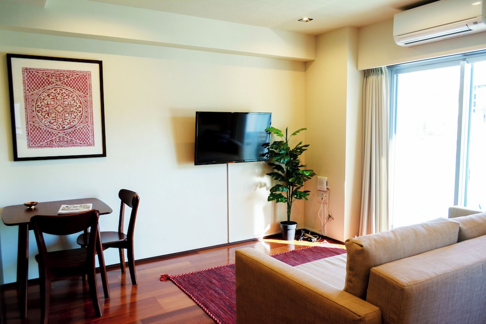 1 ベッドルーム 701 リビング エリア2 | Dash Living Tsukiji