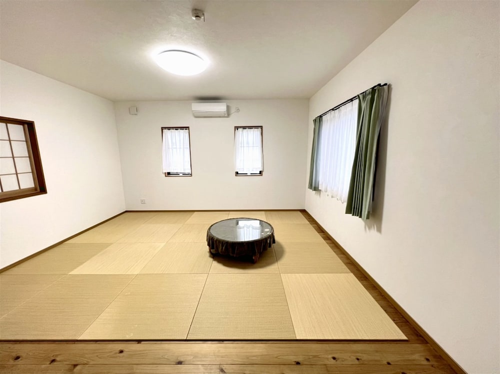 一棟貸し 客室2 | 島泊 愛かな