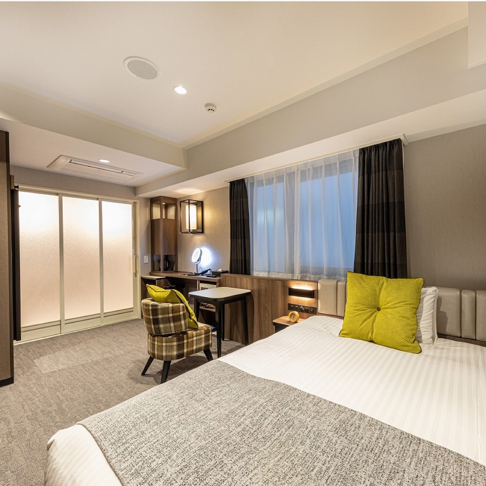 ユニバーサル ルーム 禁煙(20平米) 客室3 | 名鉄イン 新大阪駅東口