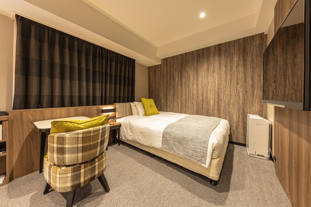 ユニバーサル ルーム 禁煙(20平米) | 名鉄イン 新大阪駅東口