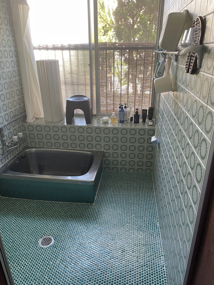 ツインルーム バスルーム0 | 花海 house