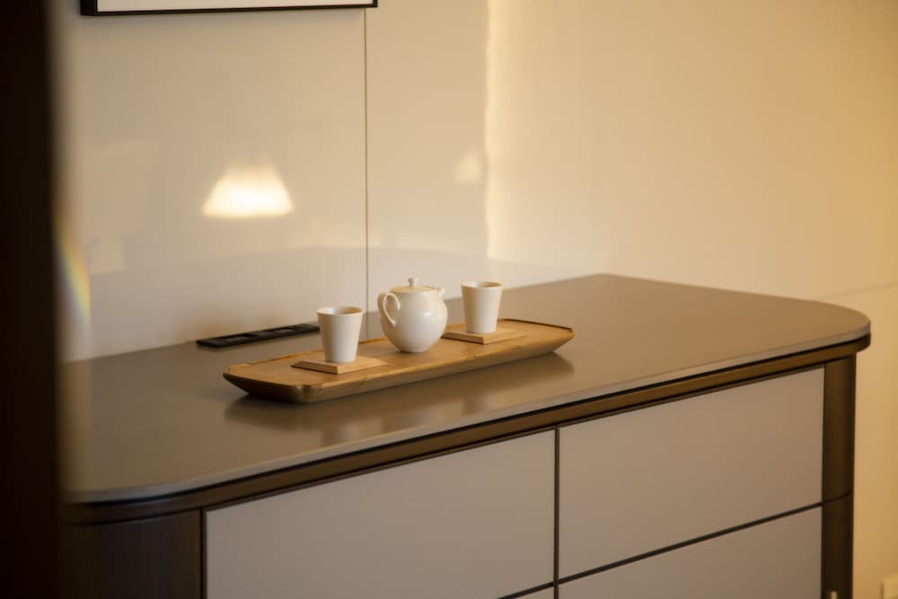 デラックスツイン 禁煙 リビング エリア0 | ザ ホテル青龍 京都清水