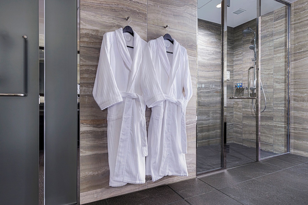 [プレミアフロア] プレミアスイート 禁煙 リバービュー 温泉入浴券付 客室5 | ホテル ヴィラフォンテーヌ グランド羽田空港　羽田空港第3ターミナル直結