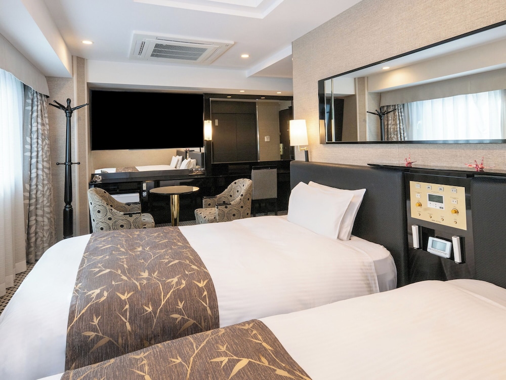 デラックス ツインルーム 2 ベッドルーム 禁煙 客室2 | アパホテル 〈人形町駅東〉