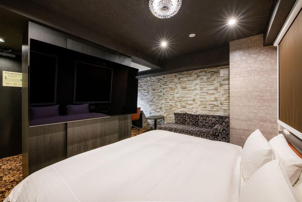 エグゼクティブキング 客室1 | ホテルフロント・イン福岡空港