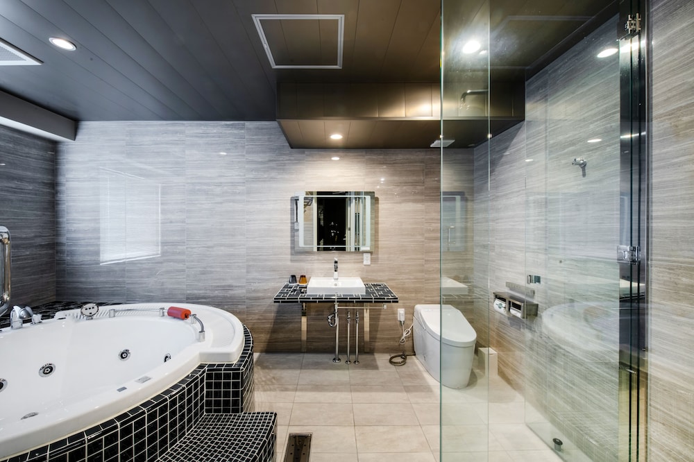 エグゼクティブキング バスルーム2 | ホテルフロント・イン福岡空港