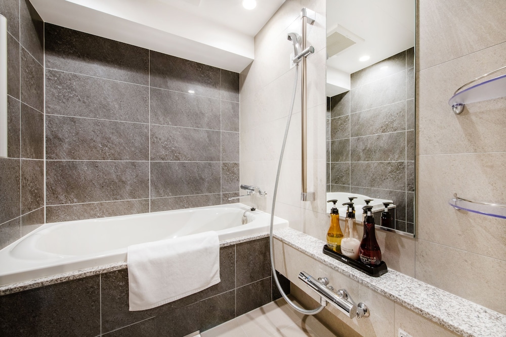 デラックスキング バスルーム0 | ホテルフロント・イン福岡空港