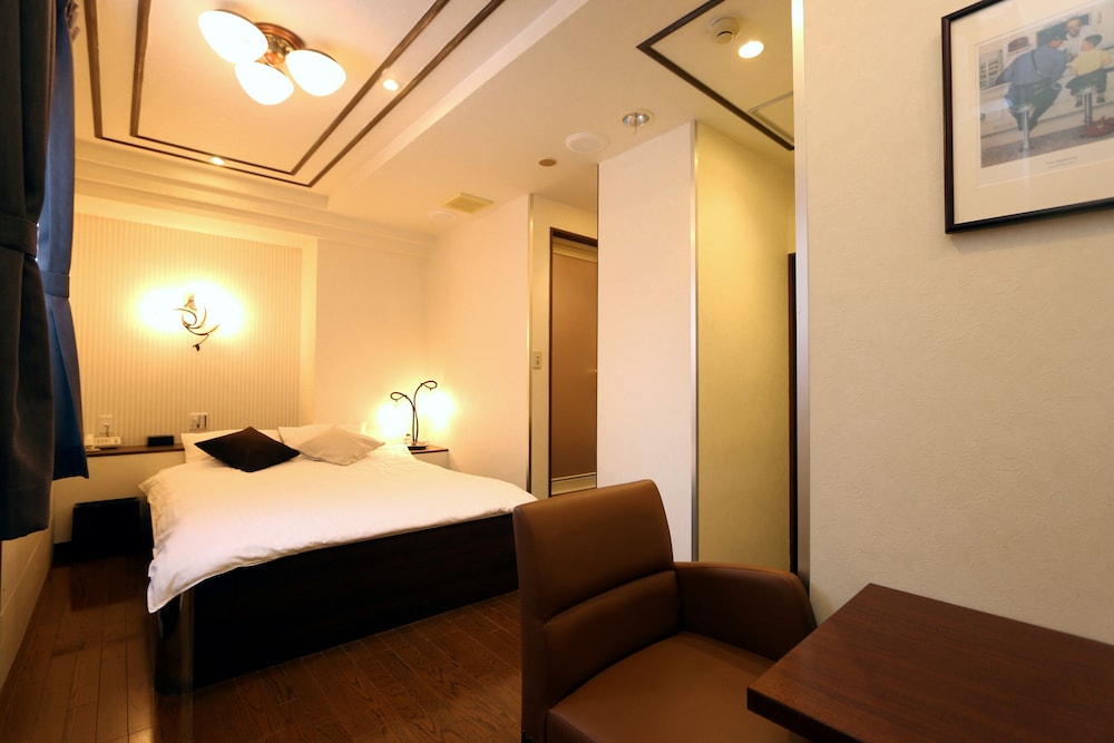 ダブルルーム 客室4 | HOTEL 3O'CLOCK TENNOJI