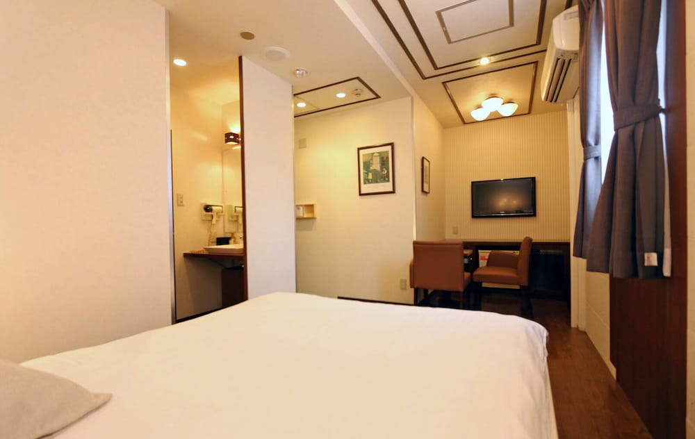 ダブルルーム 客室8 | HOTEL 3O'CLOCK TENNOJI