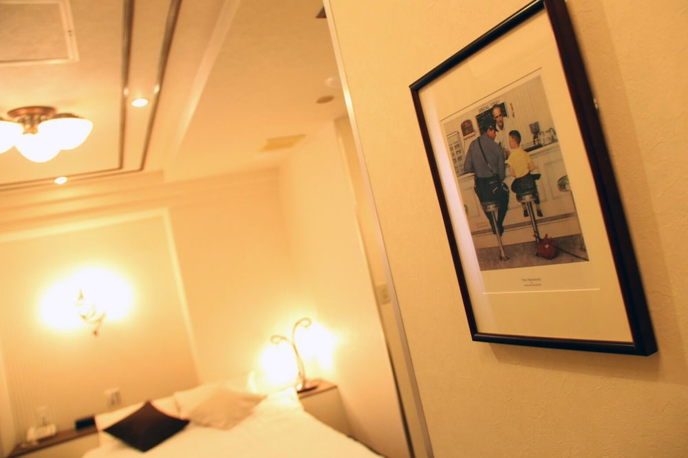 ダブルルーム 客室7 | HOTEL 3O'CLOCK TENNOJI