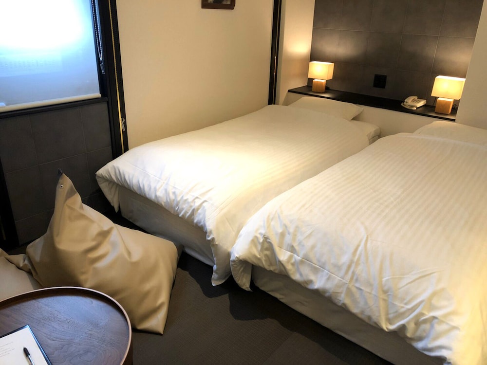 モダン和風ツイン 客室10 | HOTEL 3O'CLOCK TENNOJI