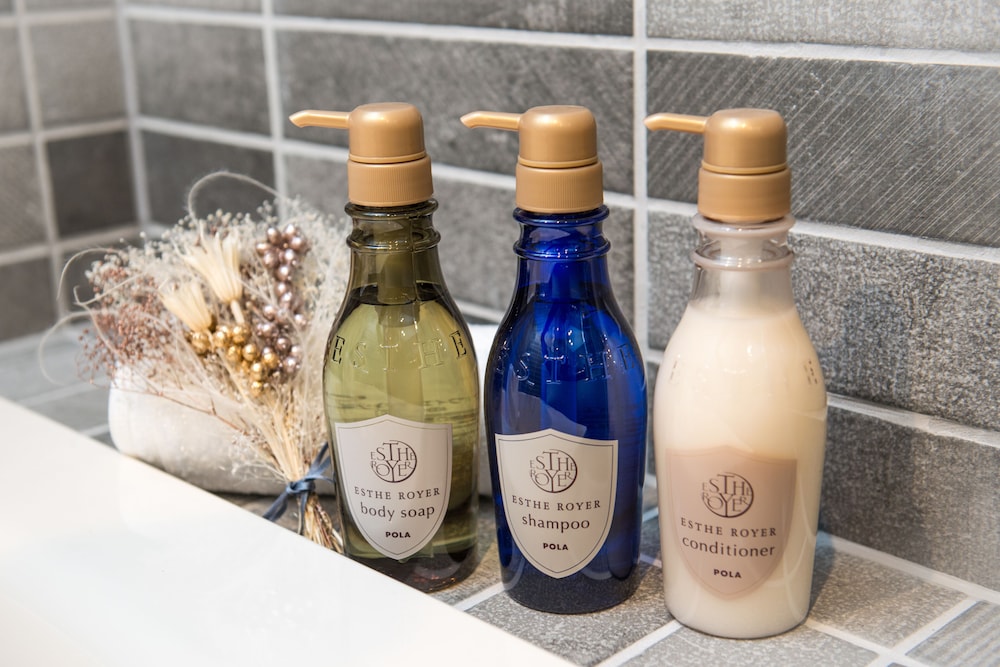 スタンダード ツインルーム バスルームの設備2 | 谷町君 ホテルひとめぼれ