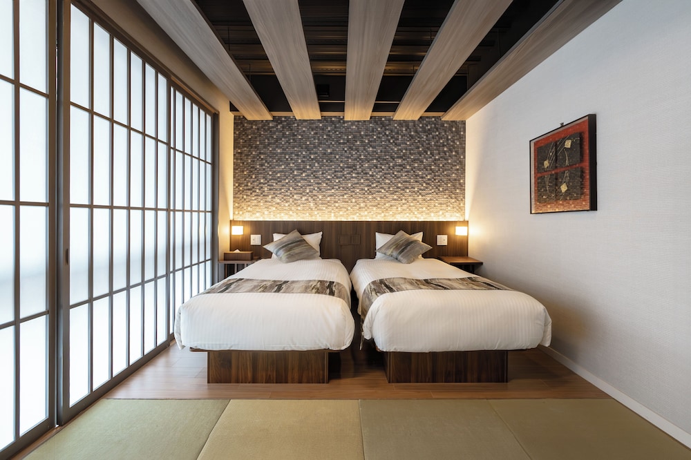 スーペリア ツインルーム 客室3 | 谷町君 ホテルひとめぼれ