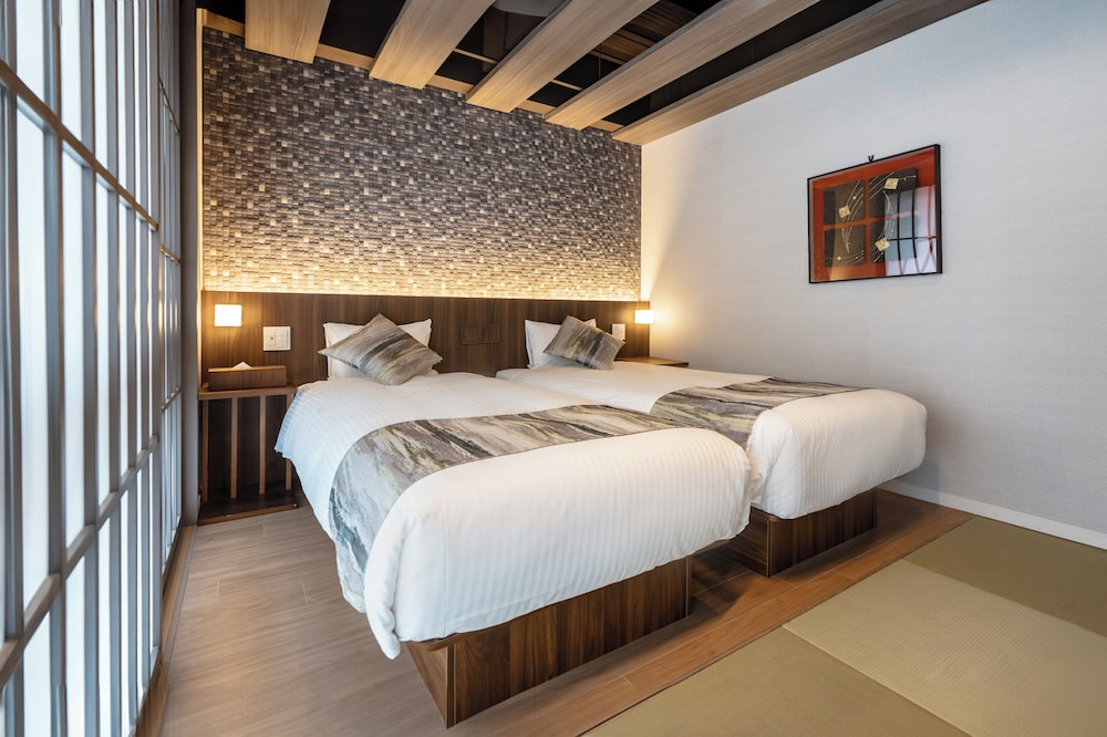 スーペリア ツインルーム 客室6 | 谷町君 ホテルひとめぼれ