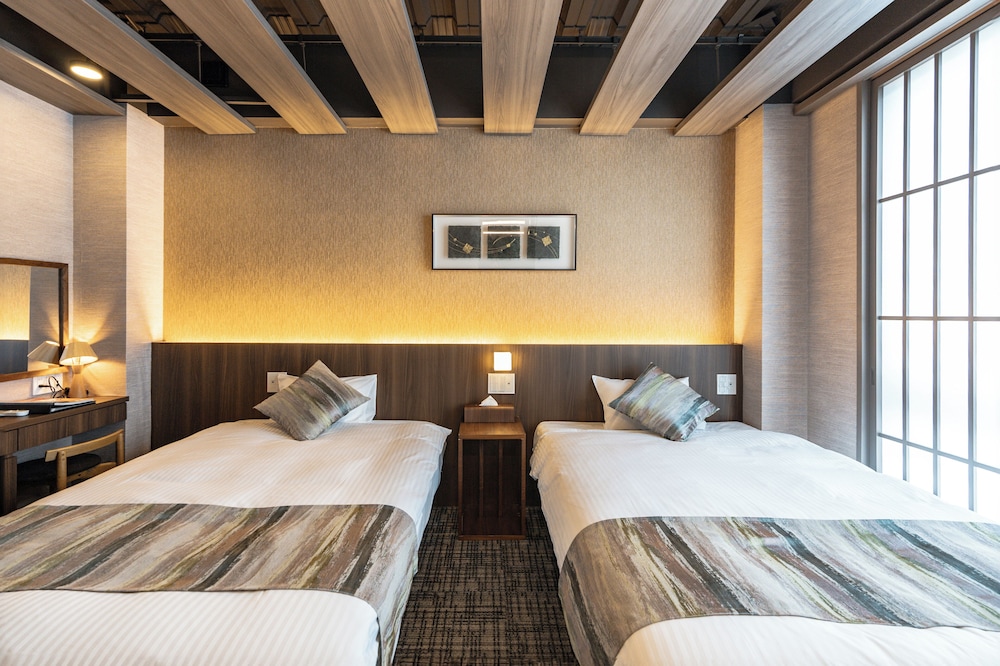 スタンダード ツインルーム 客室4 | 谷町君 ホテルひとめぼれ