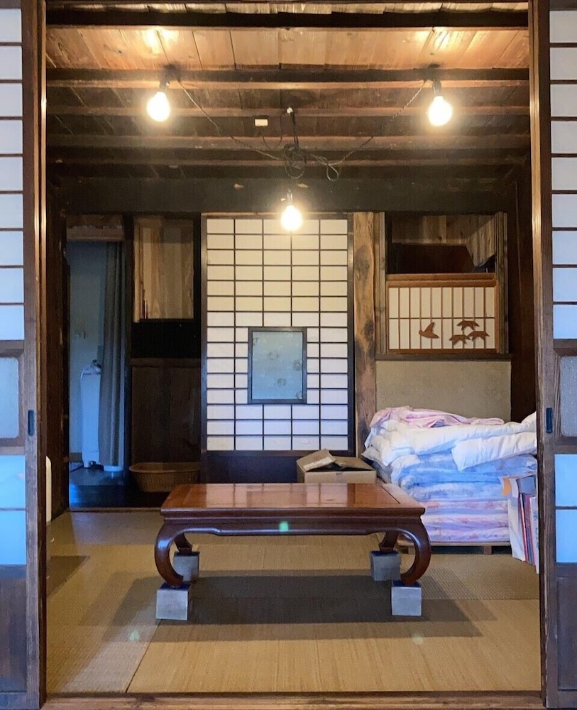 小和室 客室1 | 農家古民家ホステル GAMP HOUSE