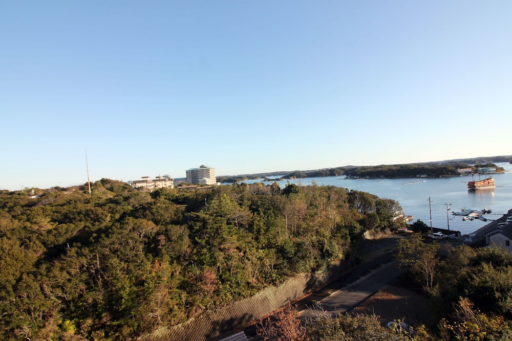 デラックス ツインルーム シービュー ビーチ / オーシャン ビュー0 | 賢島・ホテルベイガーデン