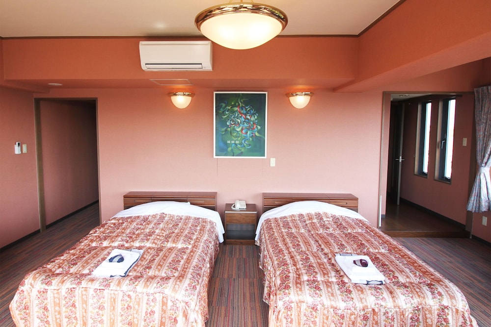 デラックス ツインルーム シービュー 客室1 | 賢島・ホテルベイガーデン