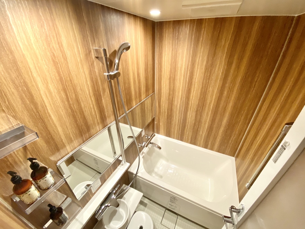 ツインルーム シティビュー 深めの浴槽0 | Stay SAKURA Tokyo 浅草 横綱 Hotel