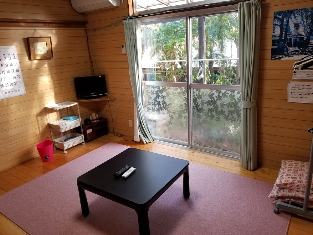 客室1 | 八丈島 ガーデン荘 客室1 | 八丈島 ガーデン荘