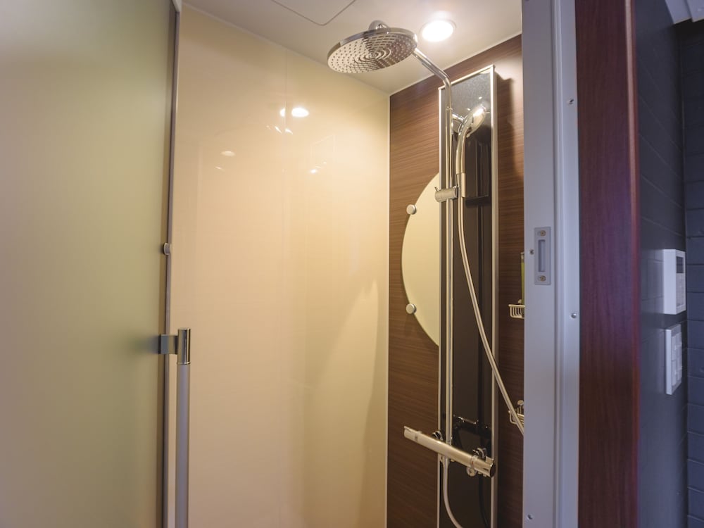 シアタールームA 禁煙 バスルーム1 | グランドベース博多ベイ