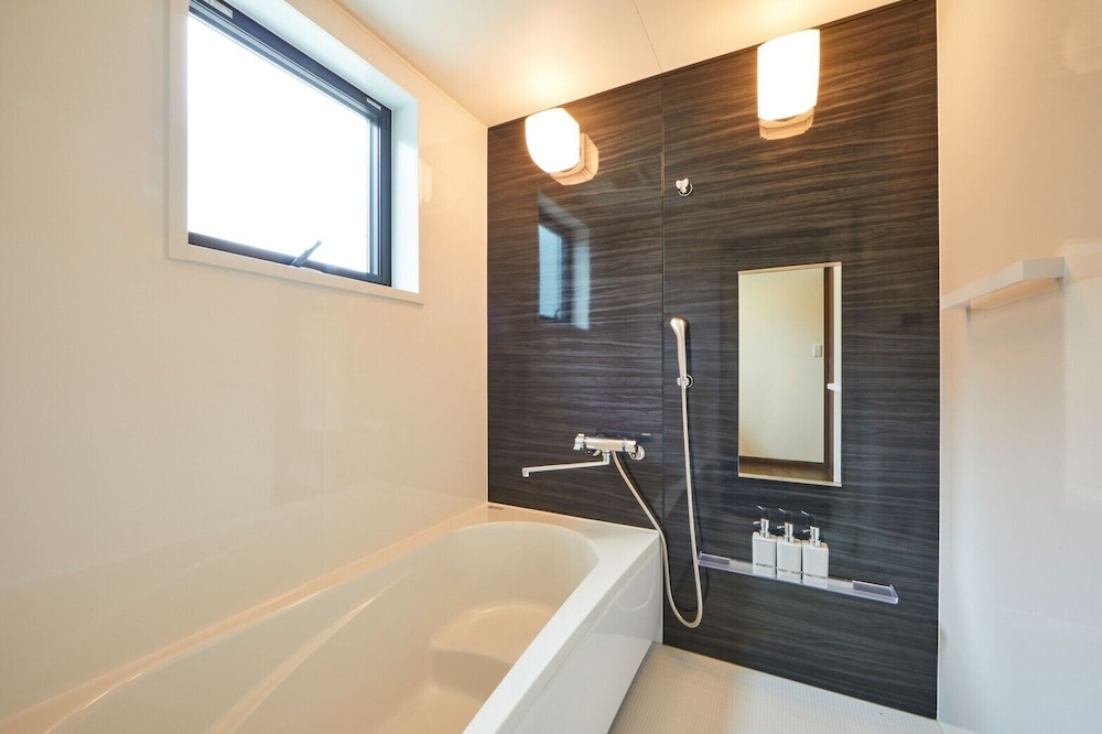 2ベッドルーム バスルーム0 | E-horizon Resort Condominium Nago D