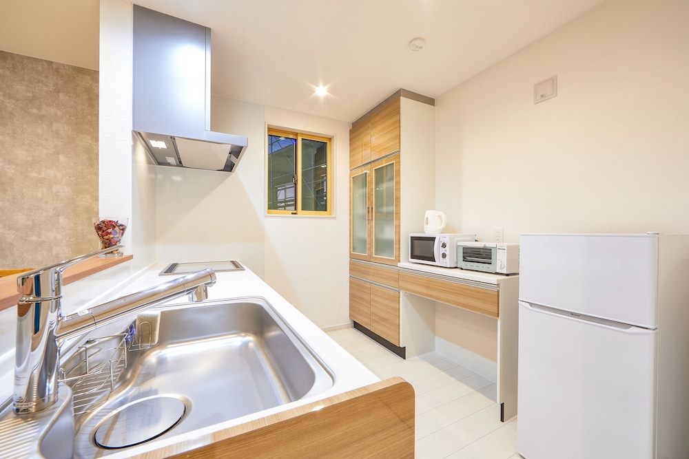 一棟貸し 専用キッチン0 | E-horizon Resort Condominium Nago C