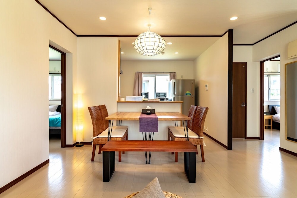 3ベッドルーム ヴィラ リビング エリア5 | リブ プラス ヴィラ ナゴ