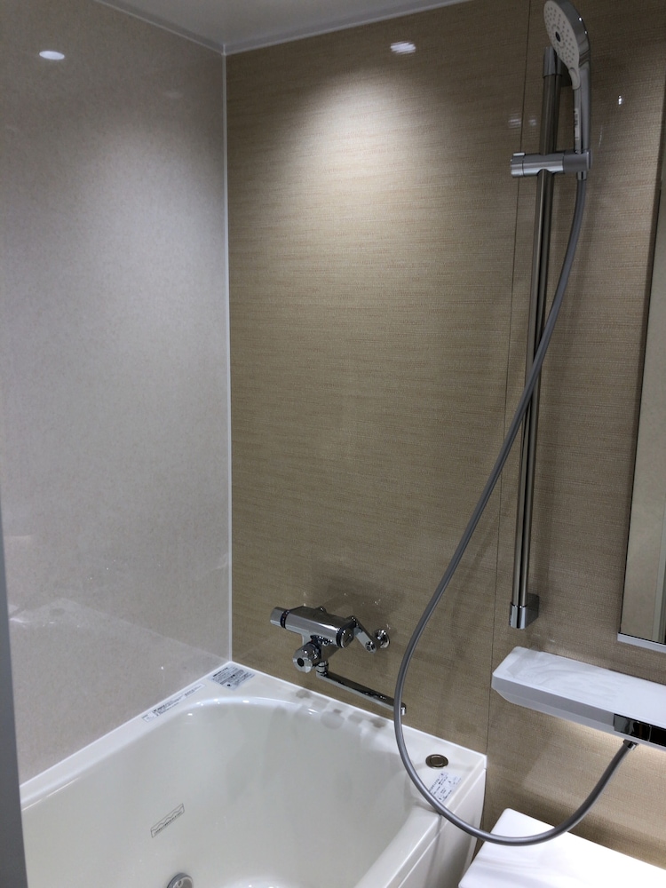 ダブルルーム (大) バスルーム0 | ホテル ゴマックス - 大人専用