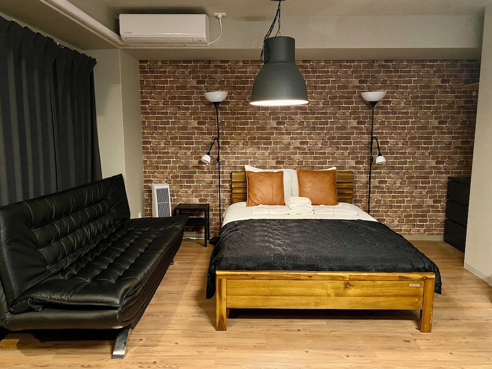 デラックススタジオワイド (SALOON) 禁煙 客室6 | HOTEL ffosaka.com