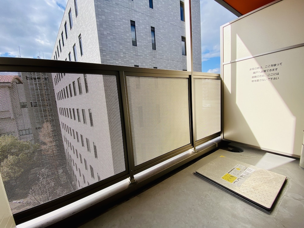 デラックススタジオワイド (SALOON) 禁煙 テラス / パティオ3 | HOTEL ffosaka.com