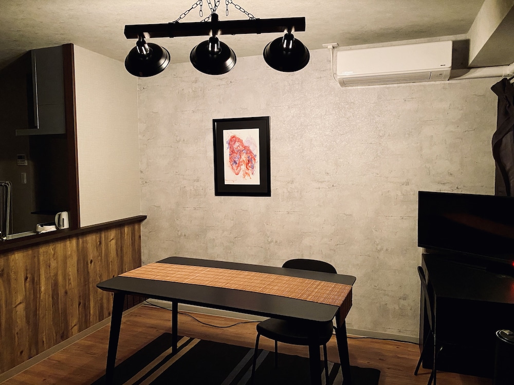 スーペリアスタジオ(BROOKLYN) 禁煙 客室内のダイニングエリア0 | HOTEL ffosaka.com