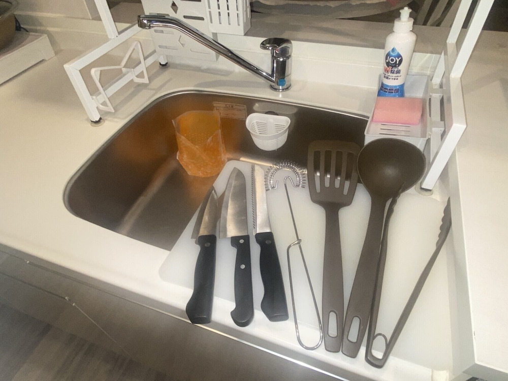 デラックススタジオワイド (SALOON) 禁煙 専用キッチン5 | HOTEL ffosaka.com