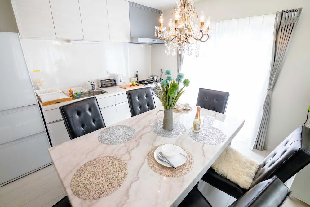 一棟貸し ヴィラ 専用キッチン0 | ヴィラハナサク富士御殿場アウトレット