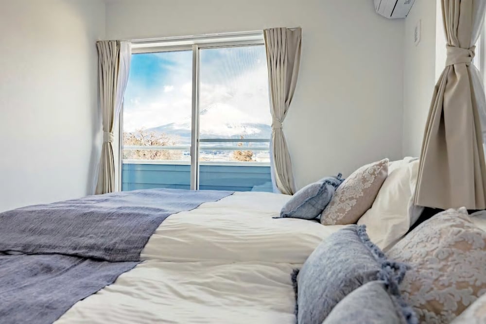 一棟貸し ヴィラ 客室2 | ヴィラハナサク富士御殿場アウトレット