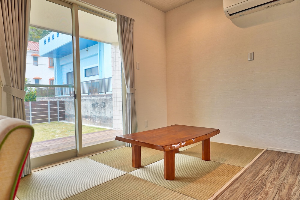 客室1 | Private Villa Espacio Onna 客室1 | Private Villa Espacio Onna