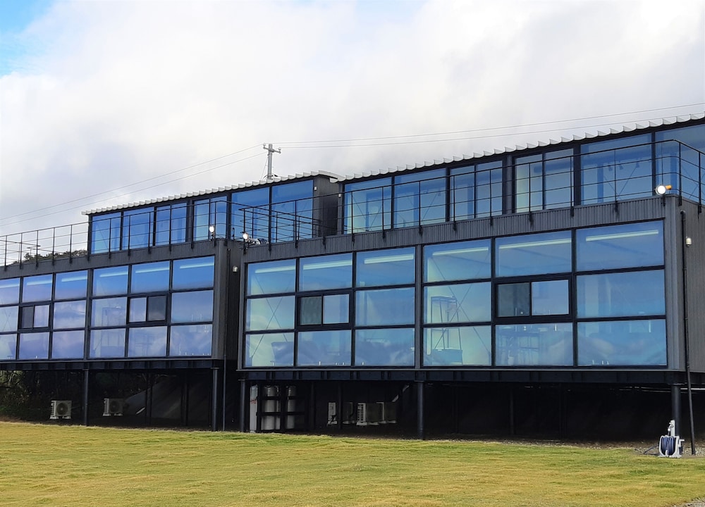 メインイメージ | OCEAN BASE HAGANE