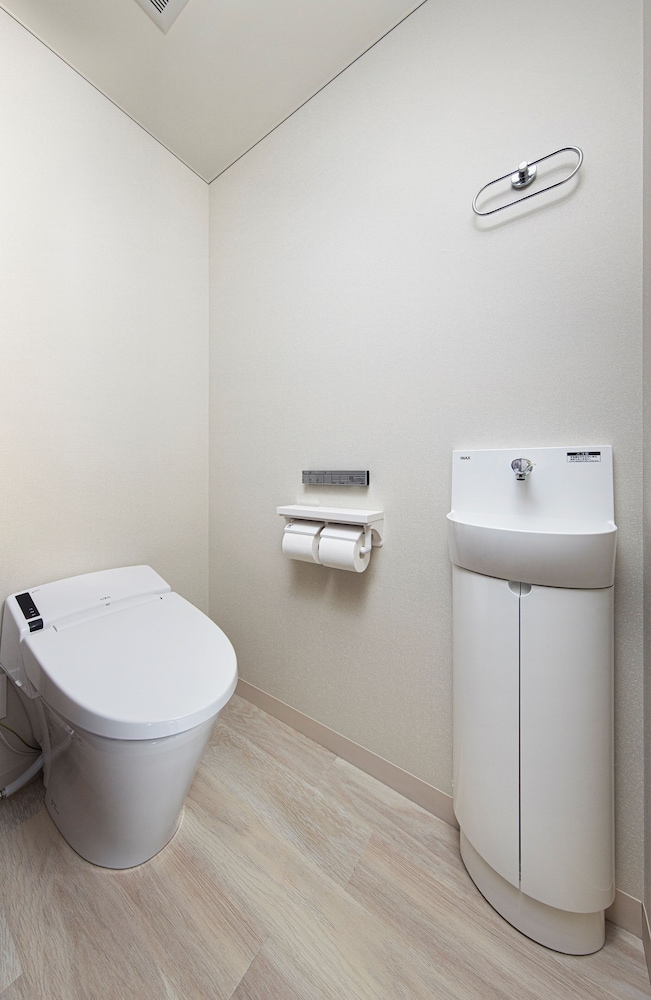 ファミリー ルーム 禁煙 バスルーム2 | ホテル ヴィラフォンテーヌグランド東京有明