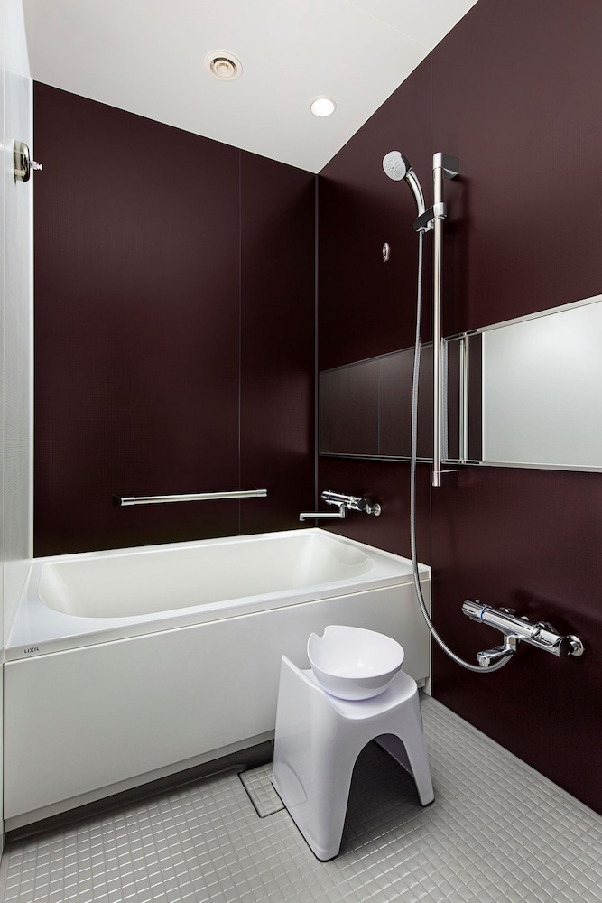 コンフォート トリプルルーム 禁煙 バスルーム1 | ホテル ヴィラフォンテーヌグランド東京有明