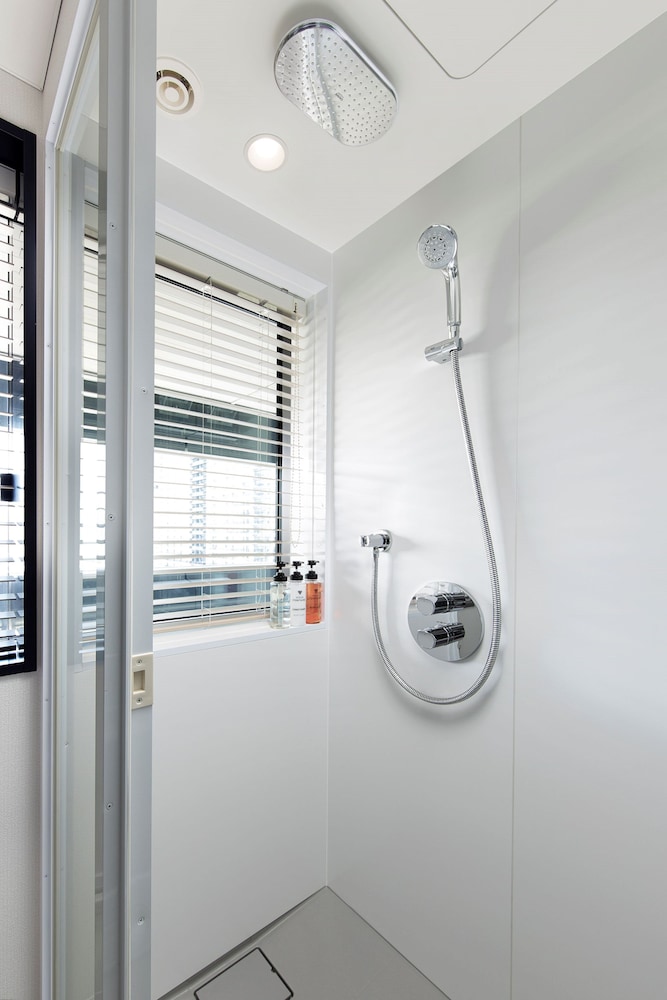 ダブルルーム 禁煙 (Moderate) バスルーム2 | ホテル ヴィラフォンテーヌグランド東京有明