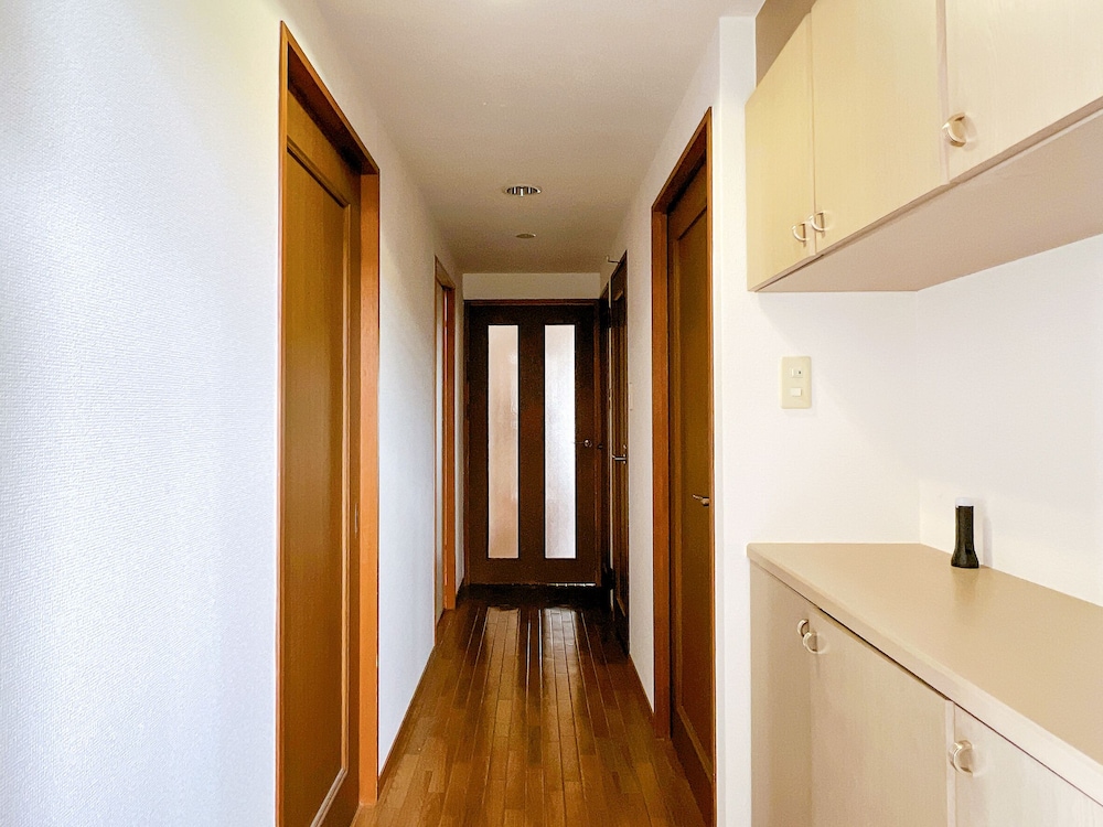 3ベッドルームアパートメント バルコニー付き 404号室 客室16 | おうちホテル段原