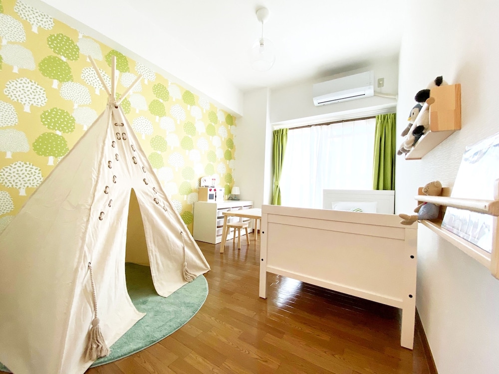 3ベッドルームアパートメント バルコニー付き 501号室 子供用のテーマ ルーム0 | おうちホテル段原
