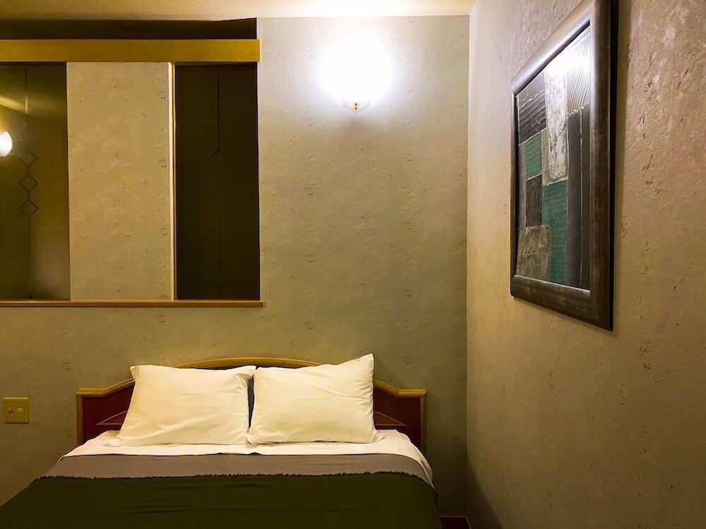 ダブルルーム (A type) 客室3 | HOTEL 紅 - BIN -