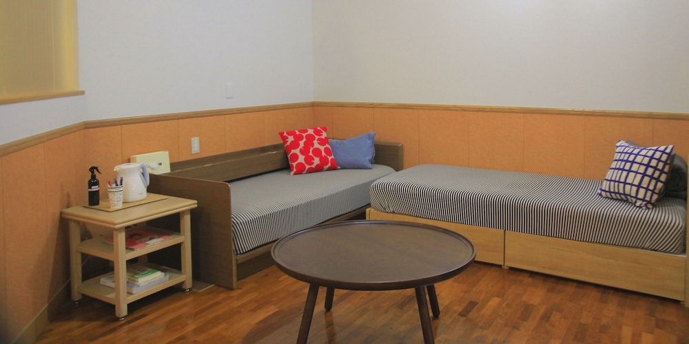 ファミリー スタジオ ベッド (複数台) 禁煙 客室3 | HOTEL 紅 - BIN -